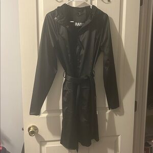 Rains Sleek Black Belted  Windproof Water Repellent soft touch finish Raincoat
